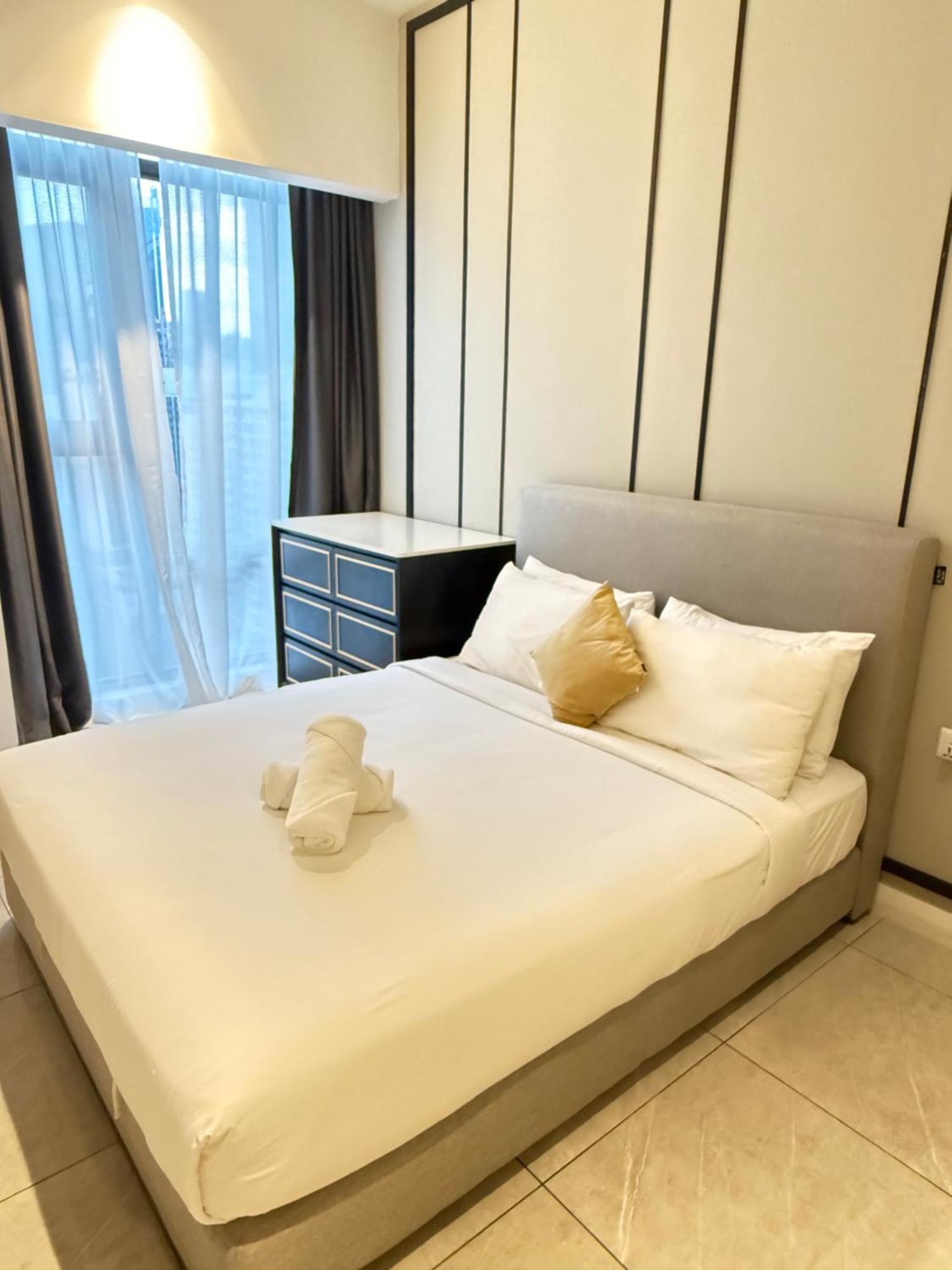 Appartamento Maxx Royal Axon Bukit Bintang Kuala Lumpur Esterno foto